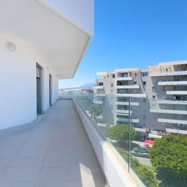 Sale of penthouse in Nueva Andalucía