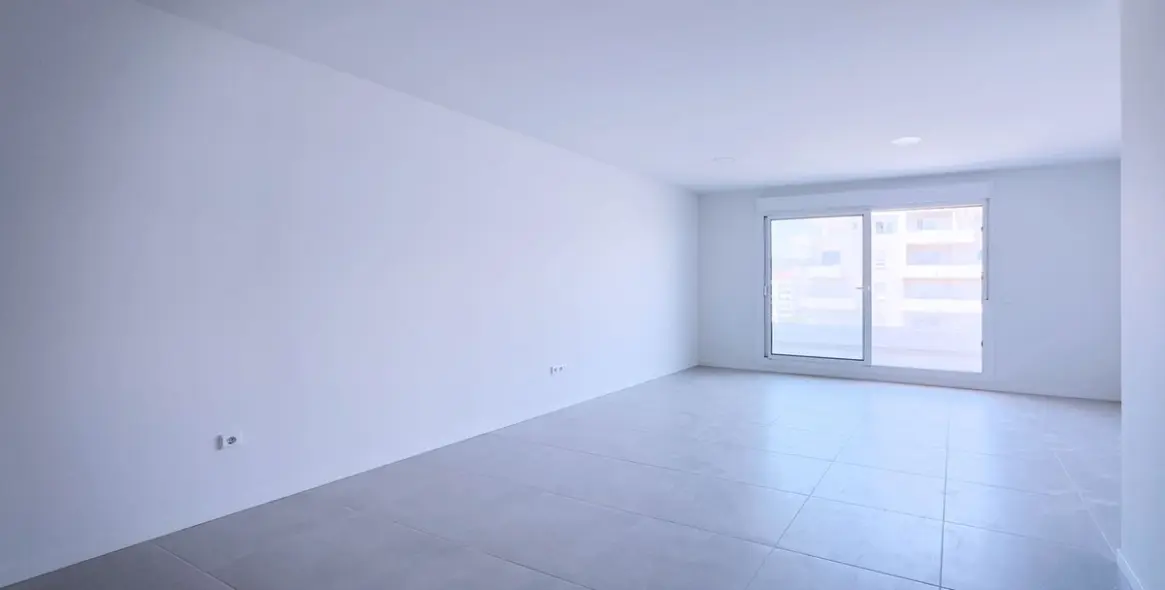 Sale of penthouse in Nueva Andalucía 14