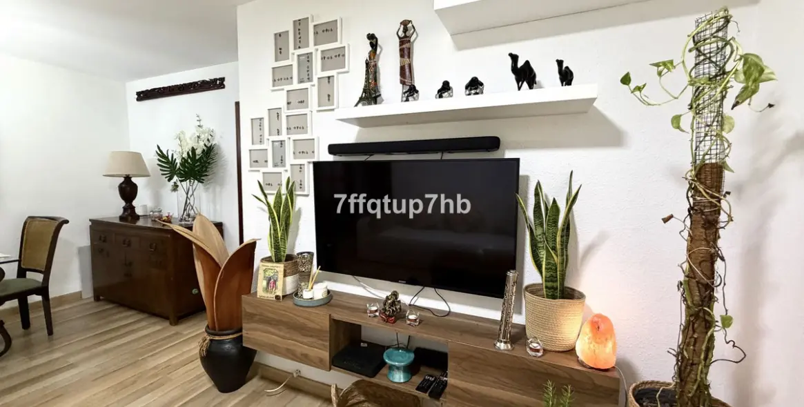 Продажа апартаментов на среднем этаже в Estepona 6