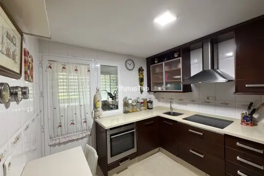 Image 4 thumb