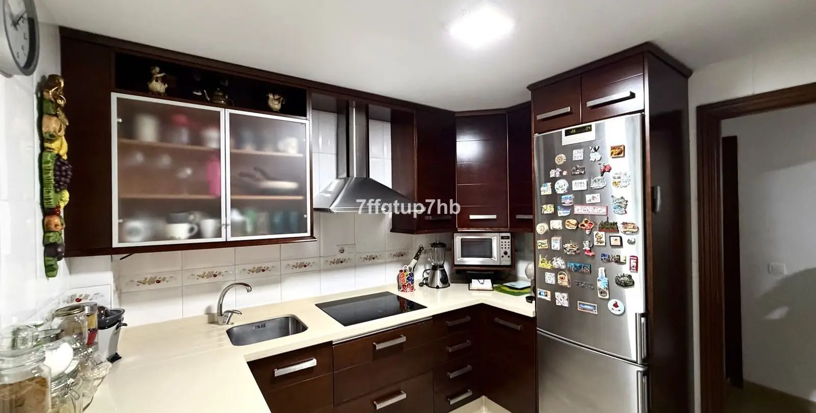 Venta de apartamento en planta media en Estepona 8