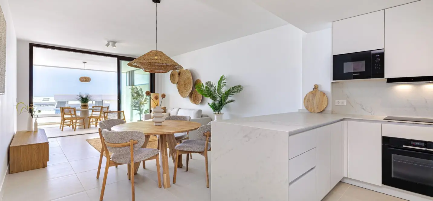 Venta de apartamento en planta media en Fuengirola 3