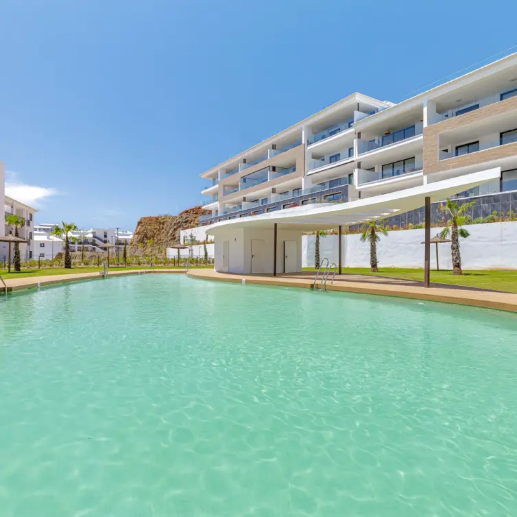 Venta de apartamento en planta media en Fuengirola