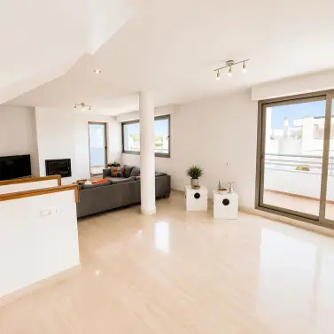 Sale of penthouse duplex in La Cala de Mijas