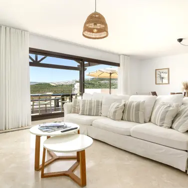 Sale of penthouse in Casares