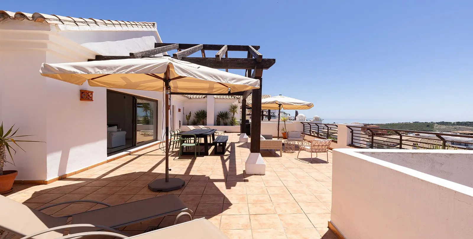 Продажа пентхауса в Casares 1
