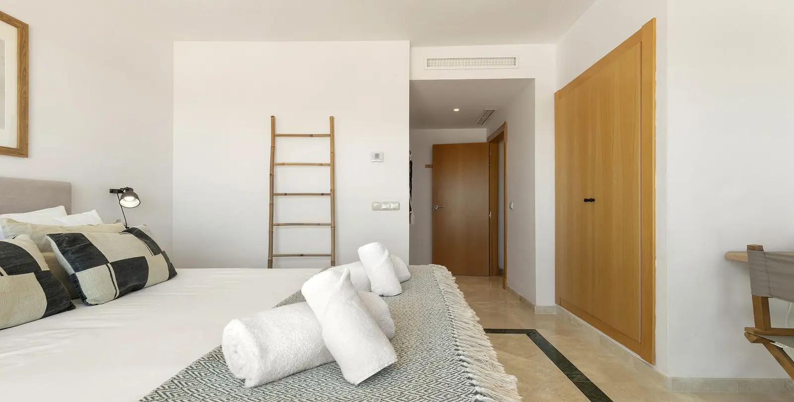 Продажа пентхауса в Casares 15