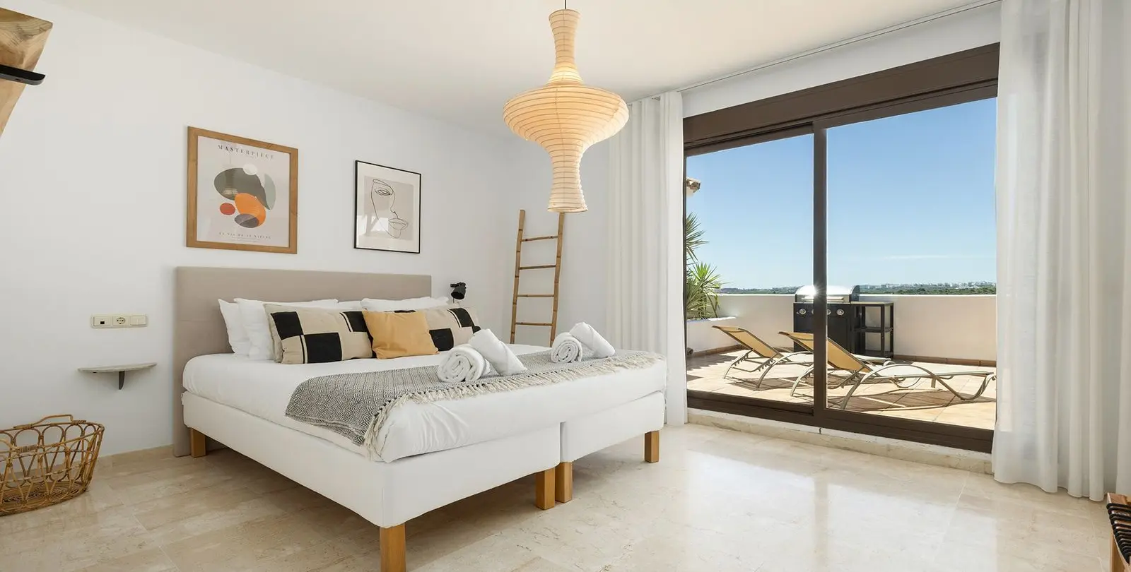 Продажа пентхауса в Casares 33
