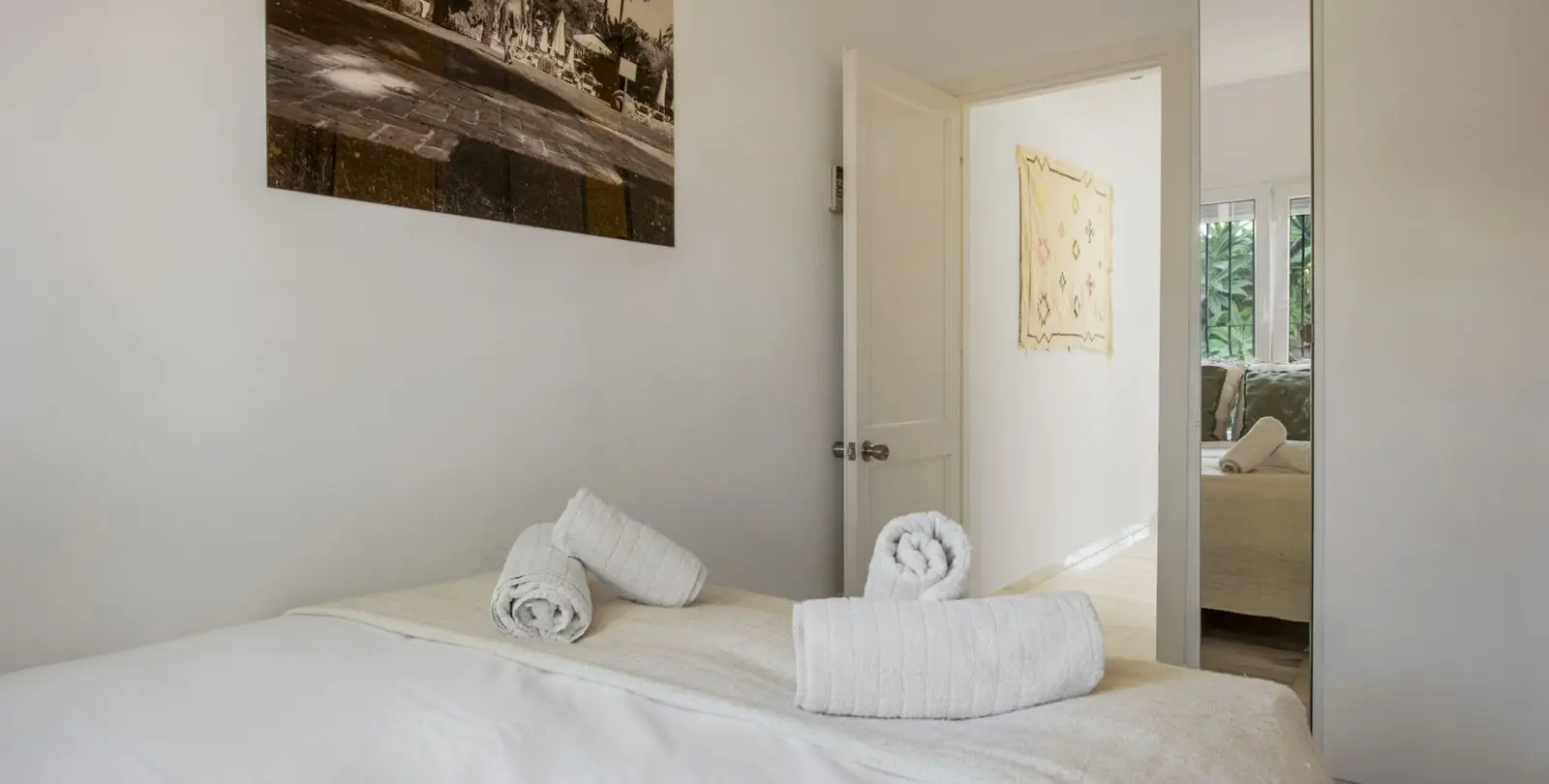 Sale of ground floor apartment in Puerto Banús 13