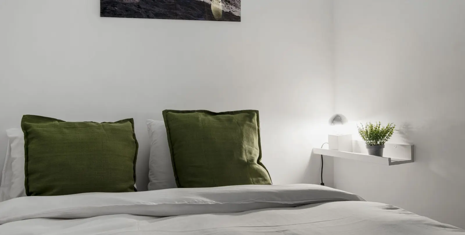 Sale of ground floor apartment in Puerto Banús 15