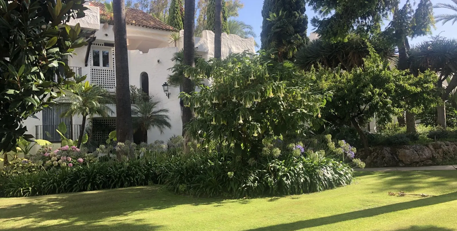 Sale of ground floor apartment in Puerto Banús 21