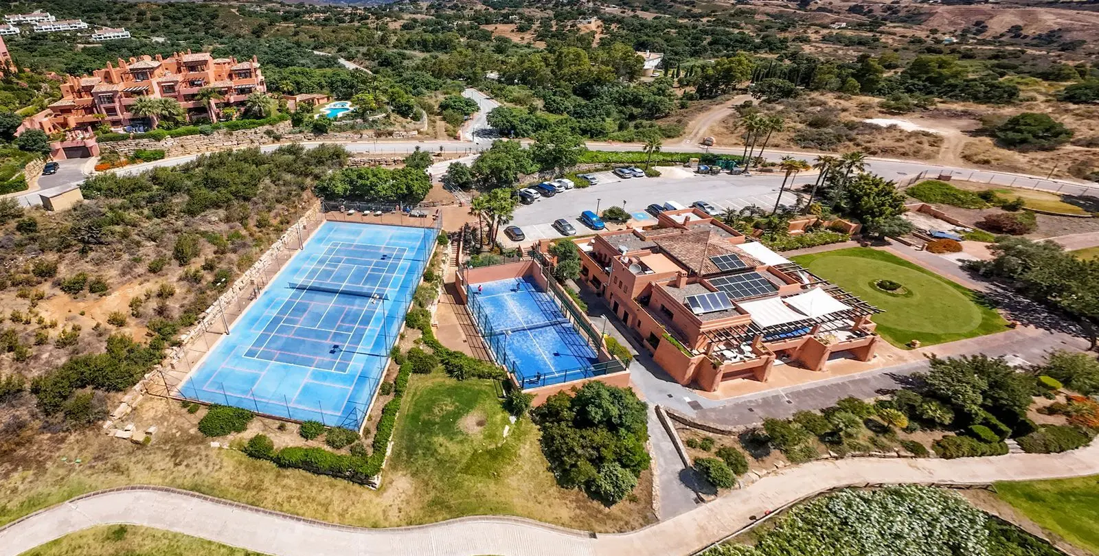 Sale of penthouse duplex in La Mairena 3