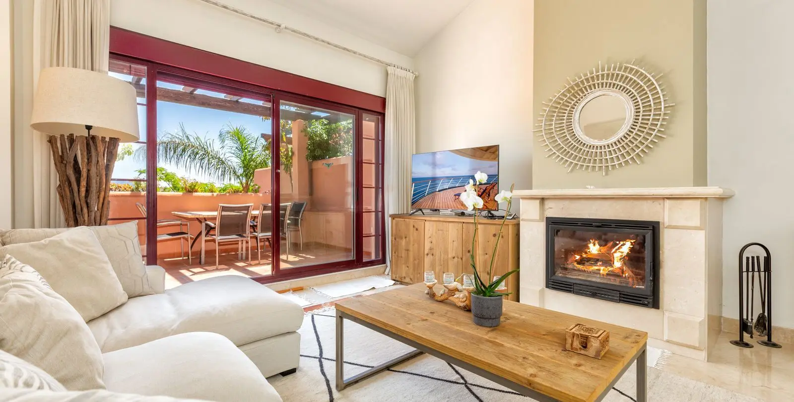 Sale of penthouse duplex in La Mairena 9