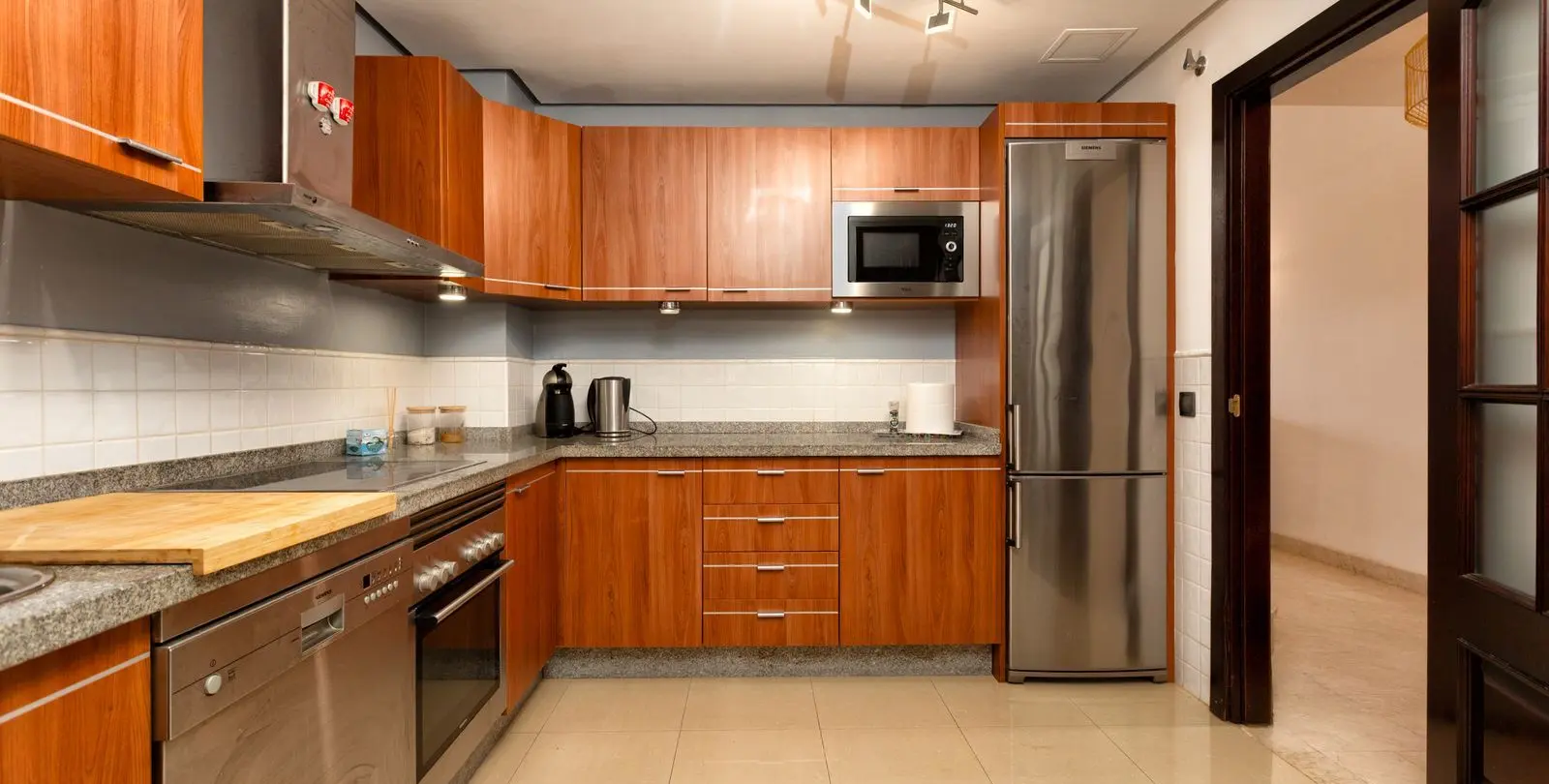 Sale of penthouse duplex in La Mairena 20
