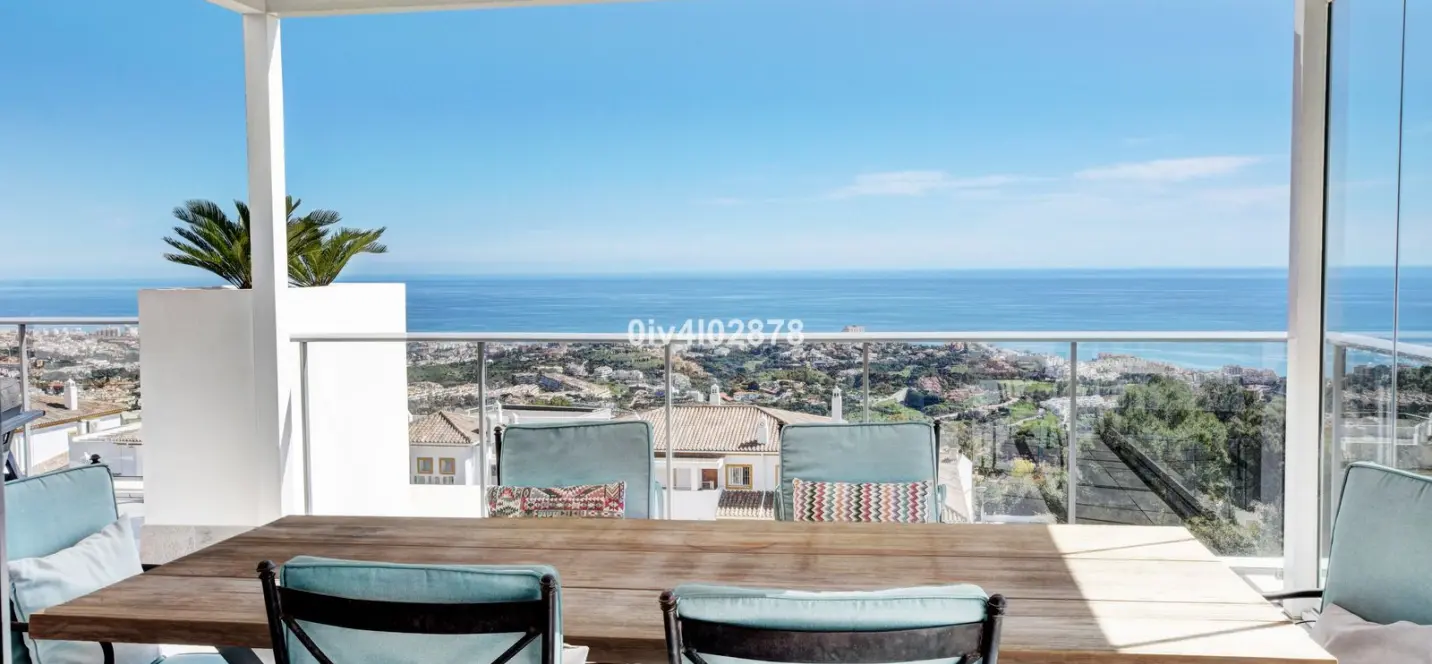 Venta de ático en Benalmadena Pueblo 0