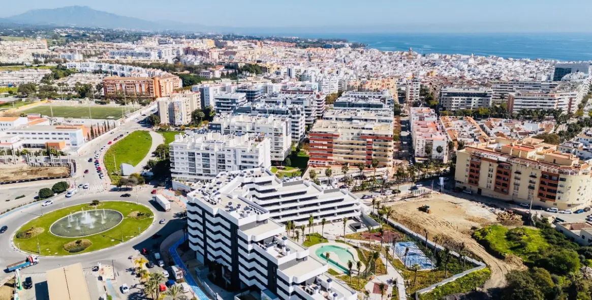 Продажа пентхауса в Estepona 1