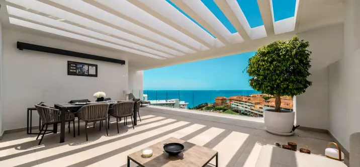 Venta de ático dúplex en Carvajal 0