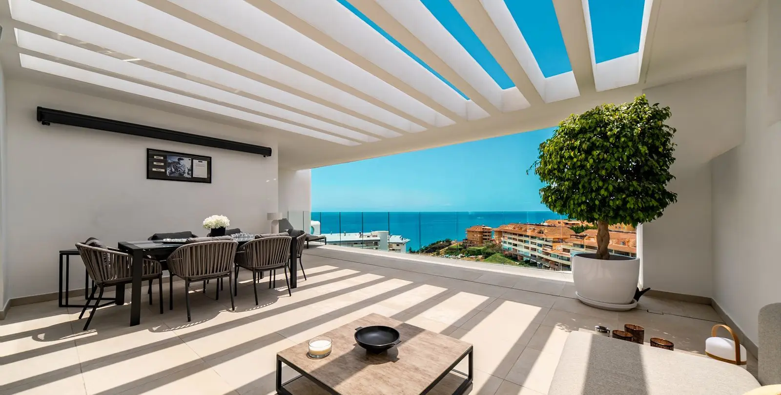 Sale of penthouse duplex in Carvajal 1
