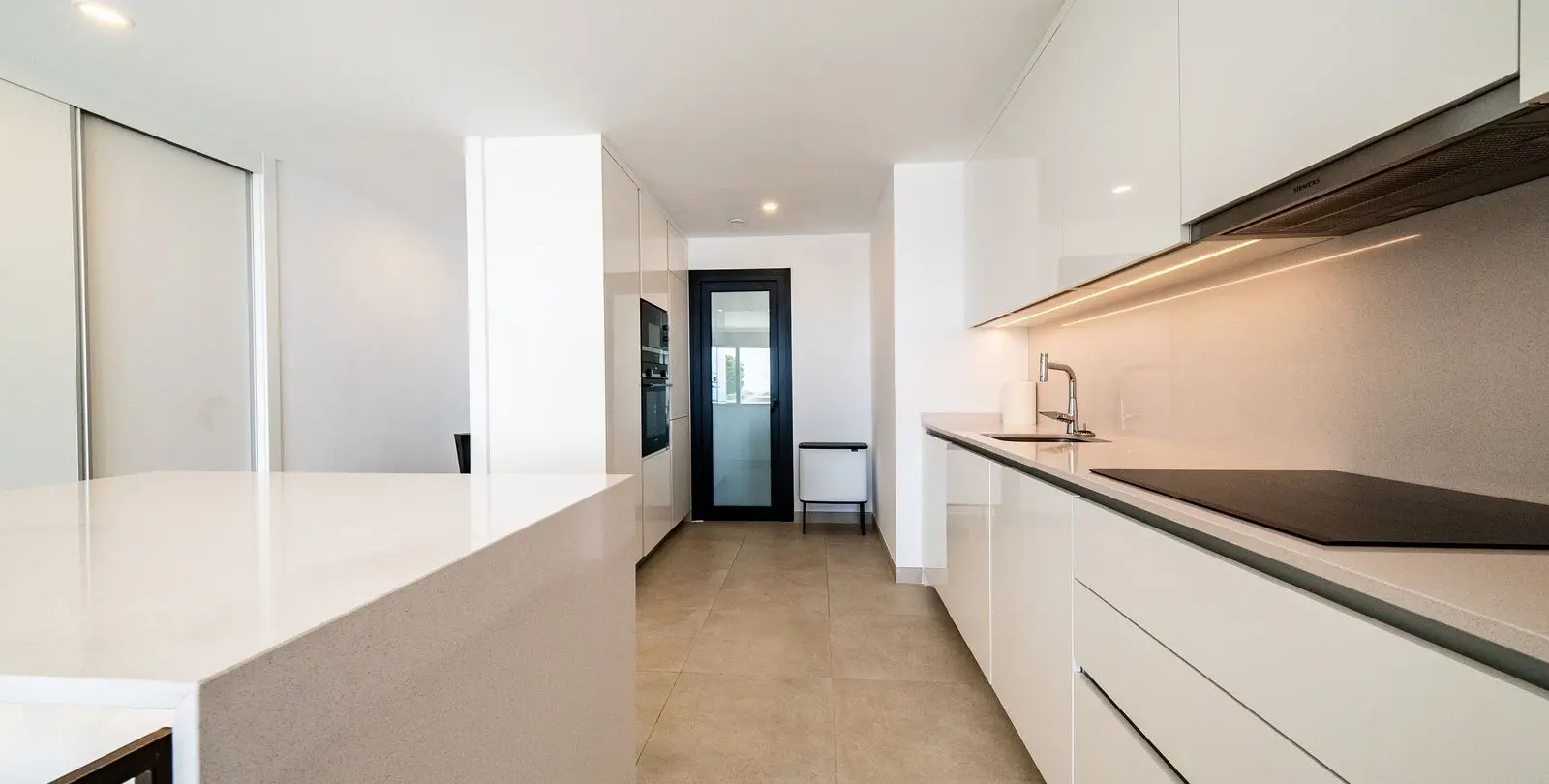 Sale of penthouse duplex in Carvajal 4