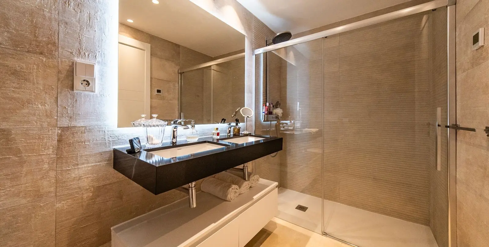 Sale of penthouse duplex in Carvajal 10