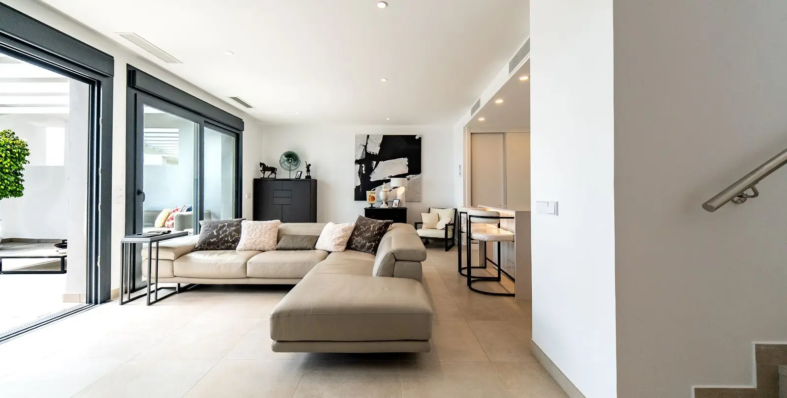 Sale of penthouse duplex in Carvajal 29