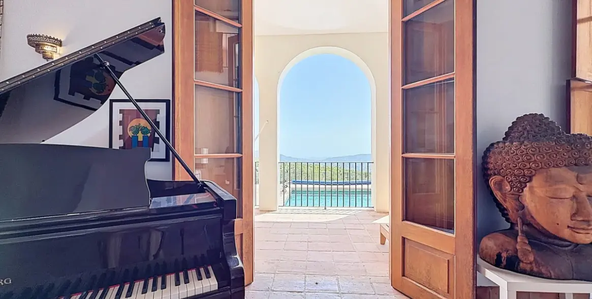 Venta de villa independiente en Alcaucín 8