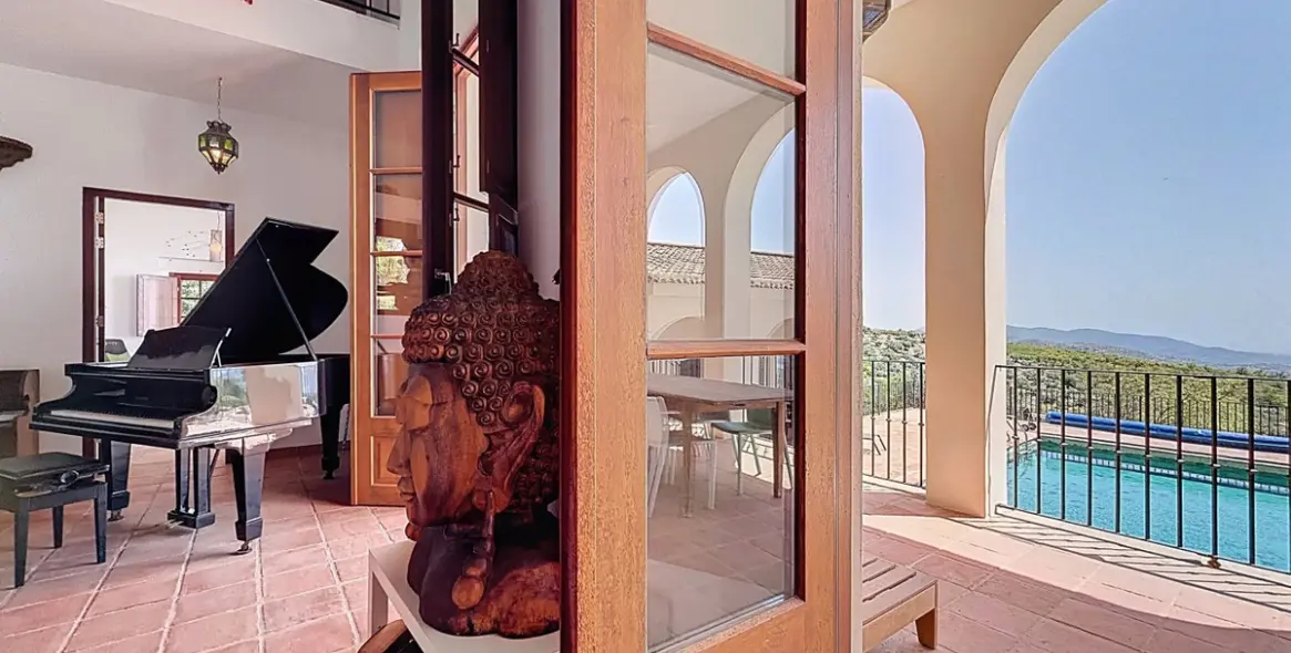 Venta de villa independiente en Alcaucín 9