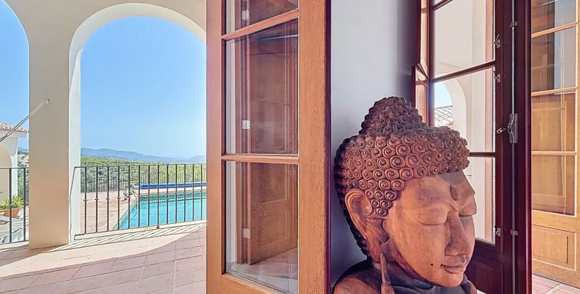 Venta de villa independiente en Alcaucín 11