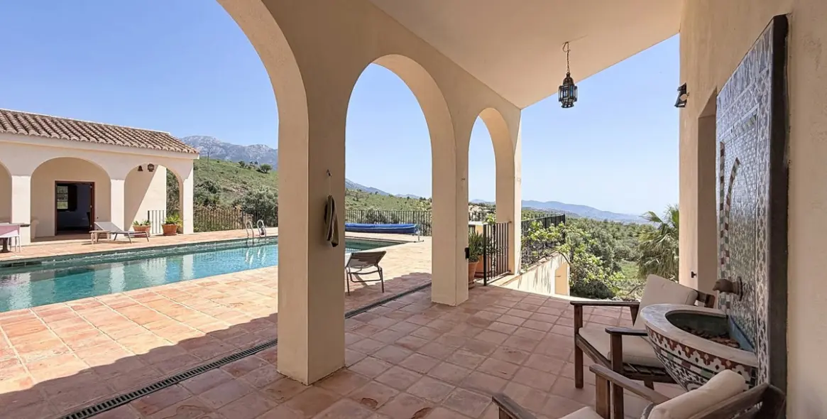 Venta de villa independiente en Alcaucín 19