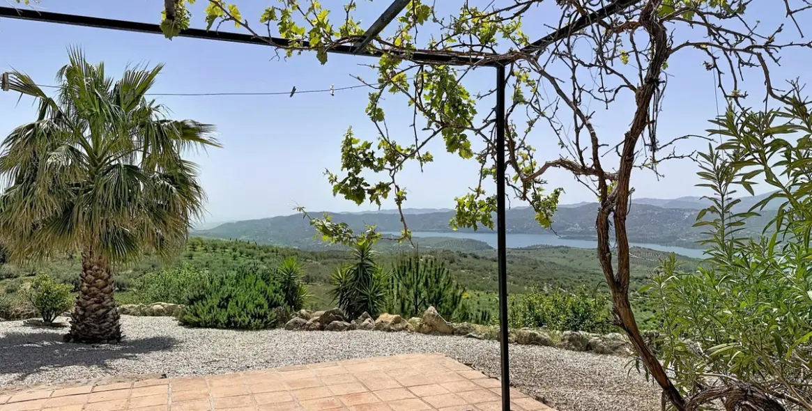 Venta de villa independiente en Alcaucín 30