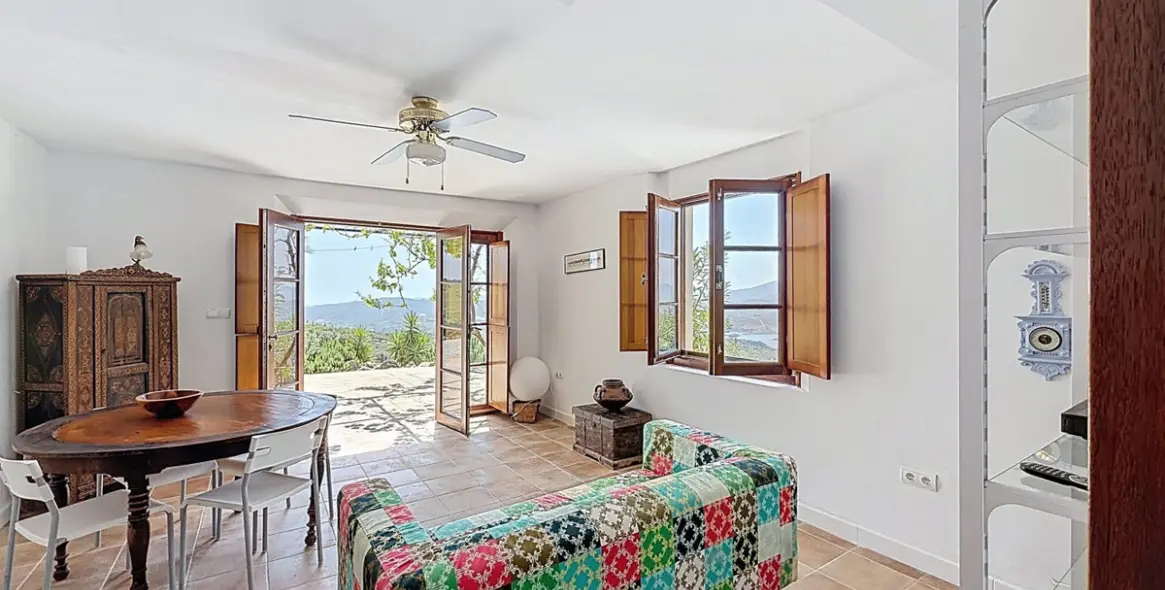 Venta de villa independiente en Alcaucín 40