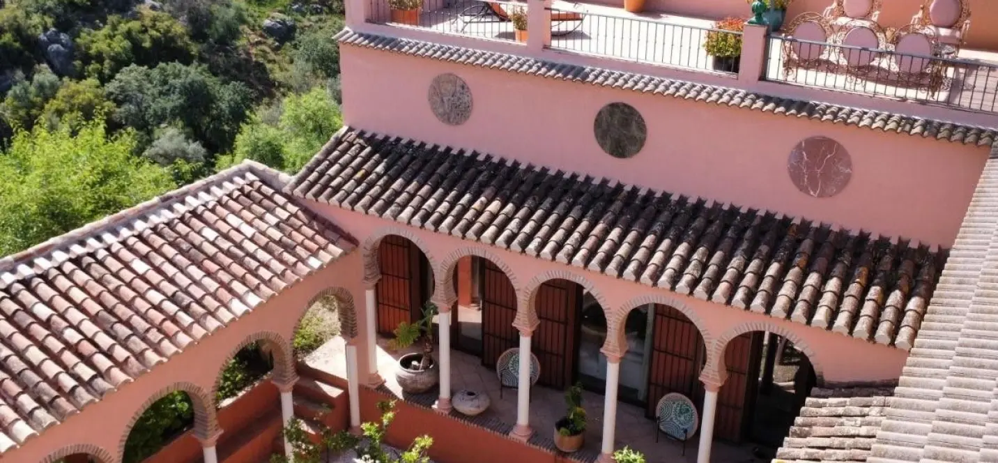 Sale of detached villa in Comares 1