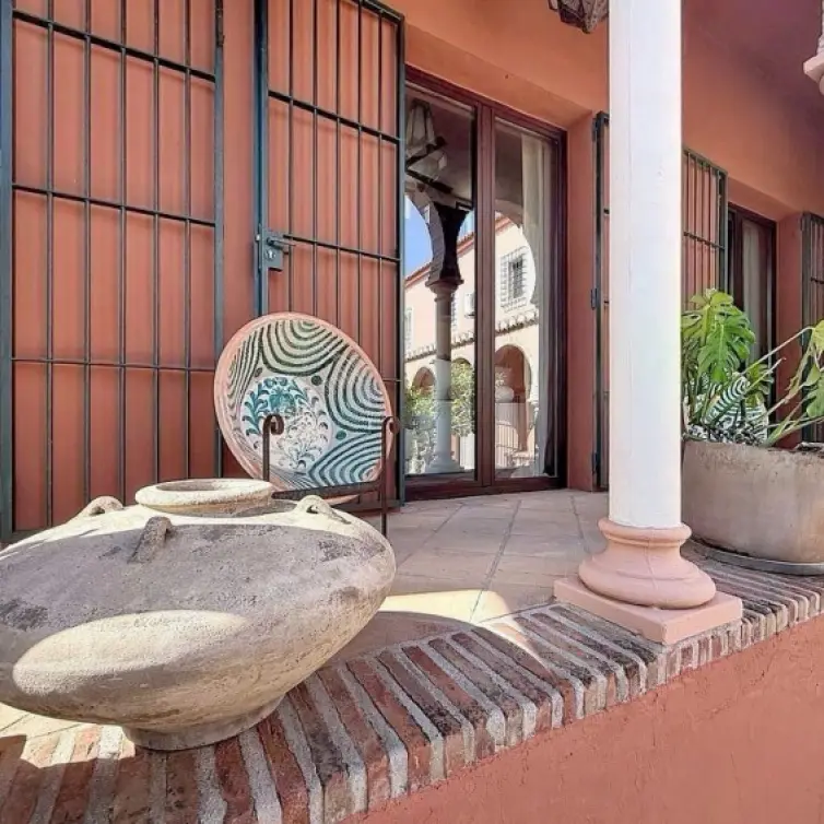 Sale of detached villa in Comares