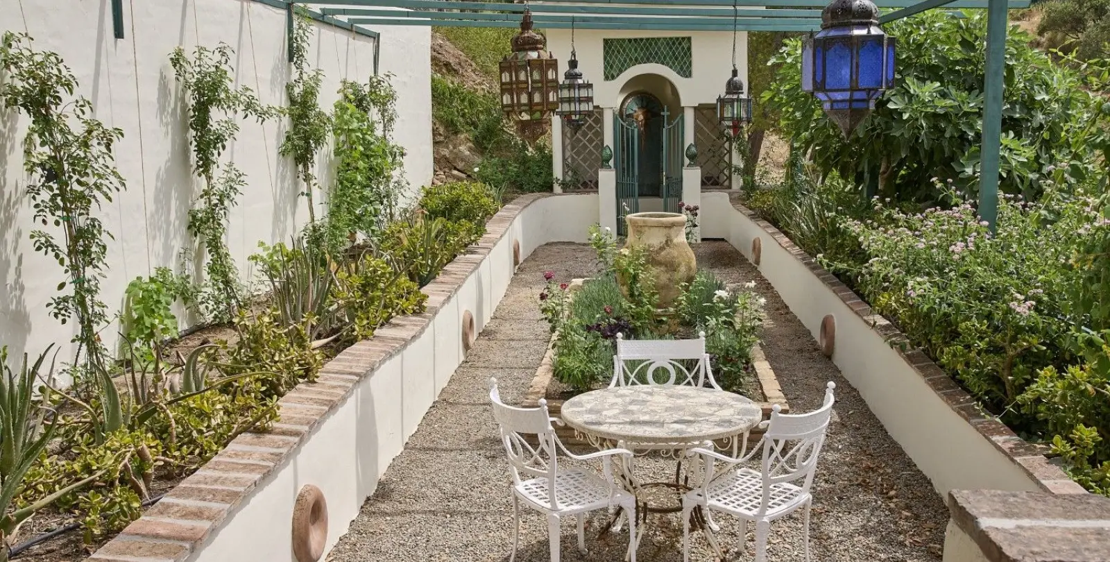 Sale of detached villa in Comares 16