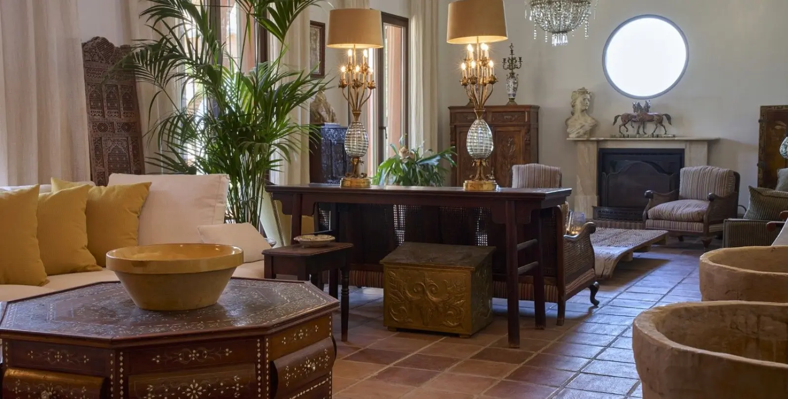 Sale of detached villa in Comares 25