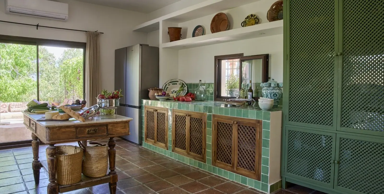 Sale of detached villa in Comares 31