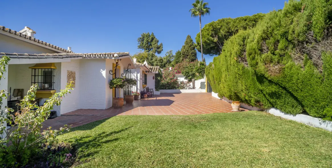 Venta de villa independiente en Guadalmina Alta 20