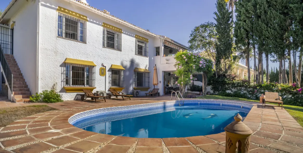 Venta de villa independiente en Guadalmina Alta 22