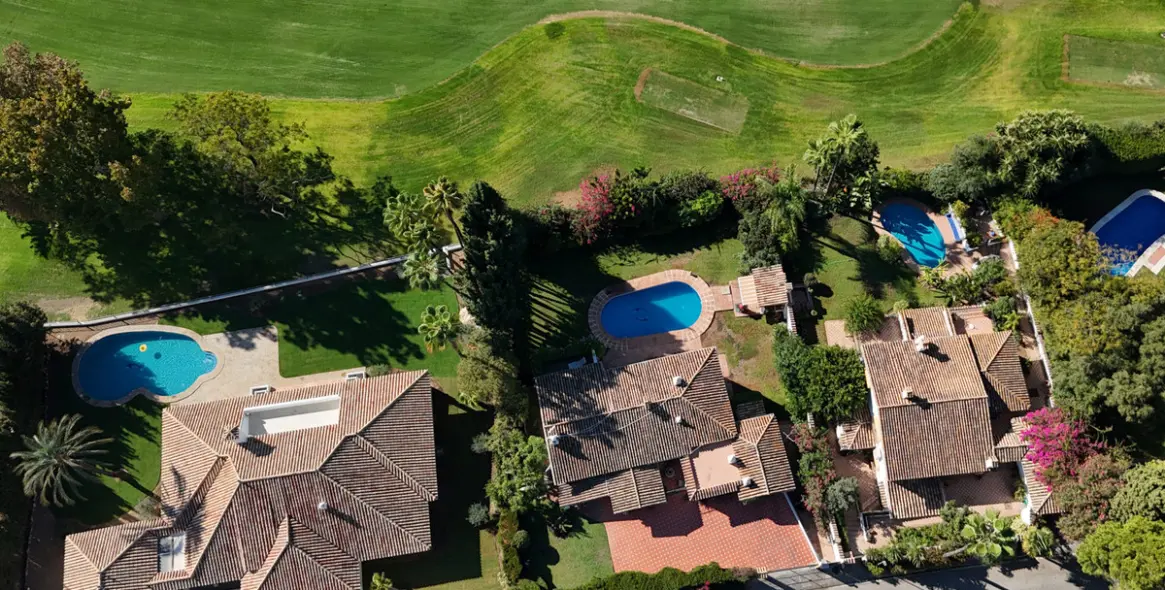 Venta de villa independiente en Guadalmina Alta 29