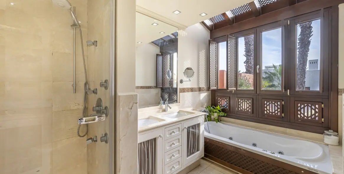 Venta de casa pareada en The Golden Mile 19