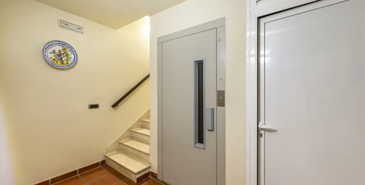 Venta de casa pareada en The Golden Mile 40