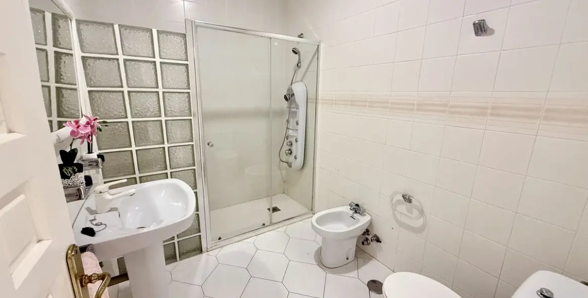 Venta de villa independiente en Calahonda 17