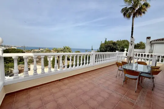 Image 7 thumb