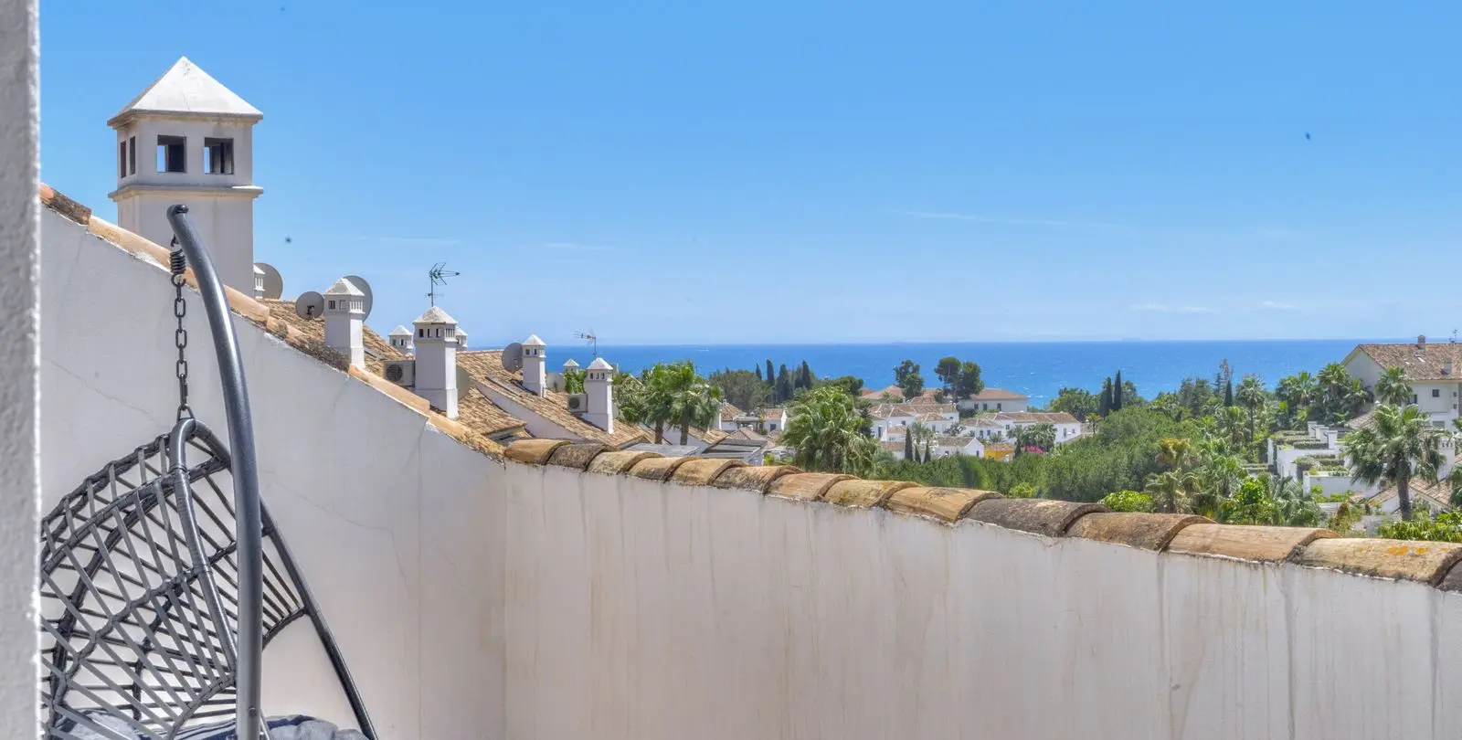 Sale of penthouse duplex in The Golden Mile 41