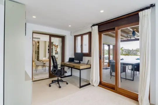Image 48 thumb