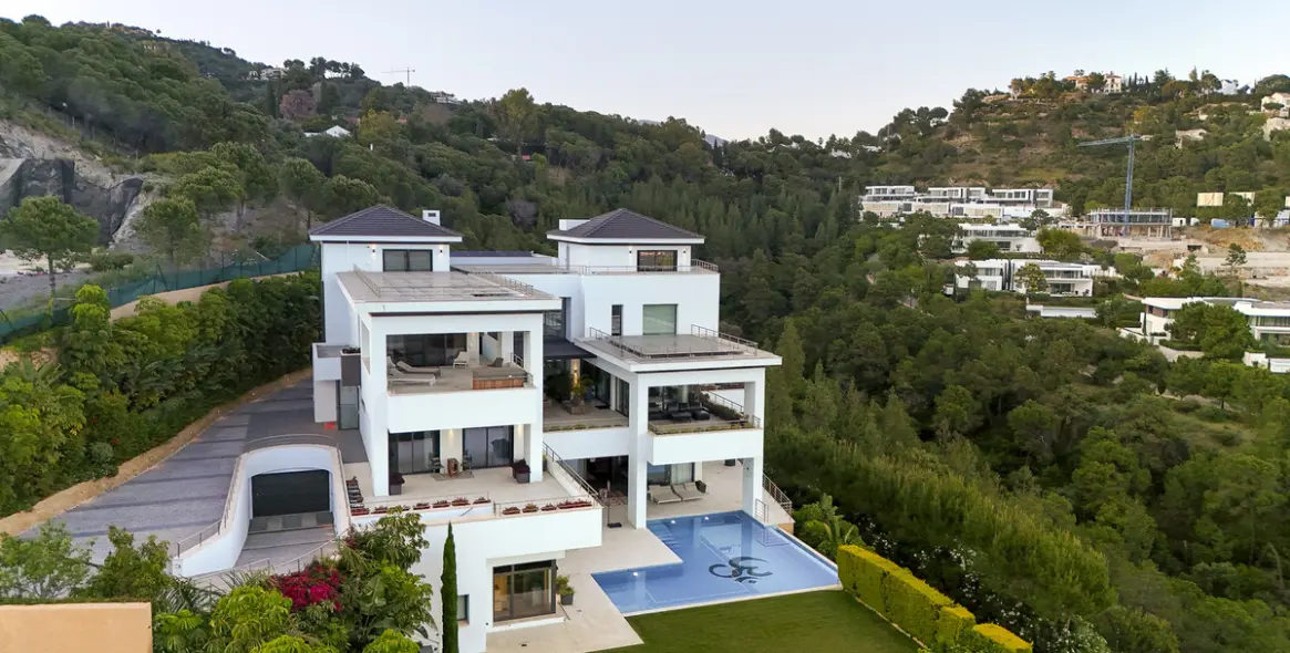 Venta de villa independiente en Benahavís 3