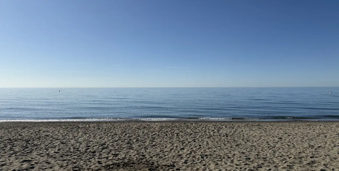 Alquiler a corto plazo de apartamento en planta baja en Guadalmina Baja 33