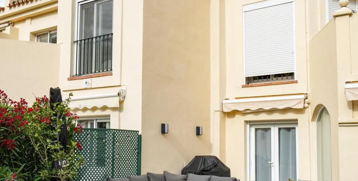 Alquiler a largo plazo de adosado en La Quinta 3