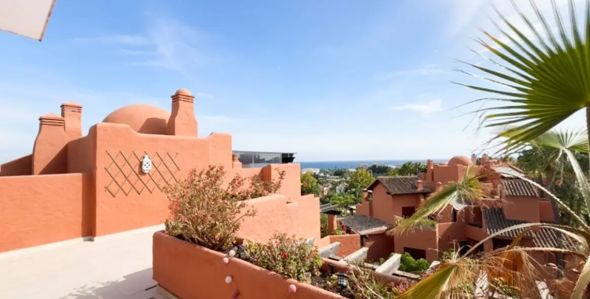 Long-term rent of penthouse in La Dama de Noche-La Alzambra 4