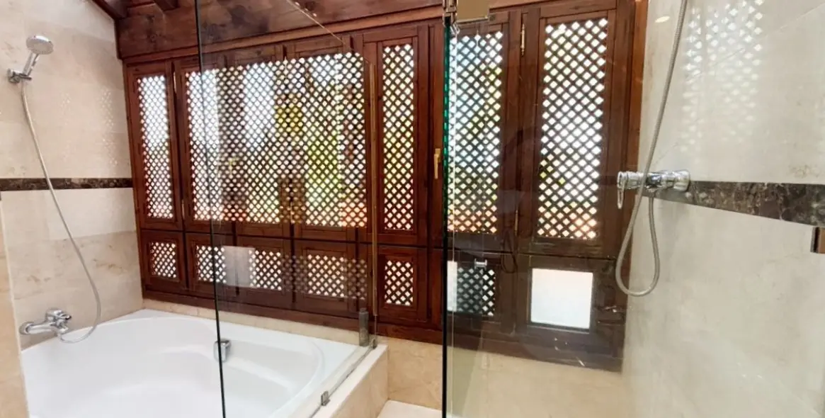 Long-term rent of penthouse in La Dama de Noche-La Alzambra 6